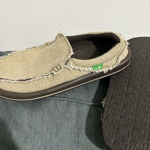Men size 8 SANUK CHIBA shoes